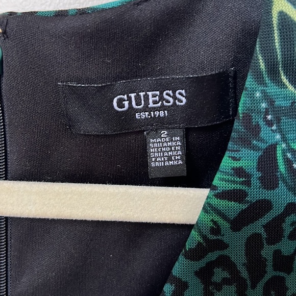 Beautiful Guess Floral Dress - Picture 4 of 4